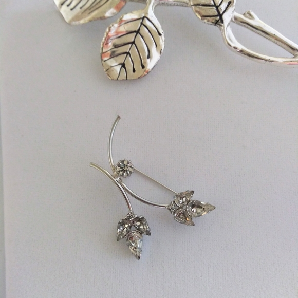 Vint. Long Stem Tulip Brooch - Picture 6 of 8